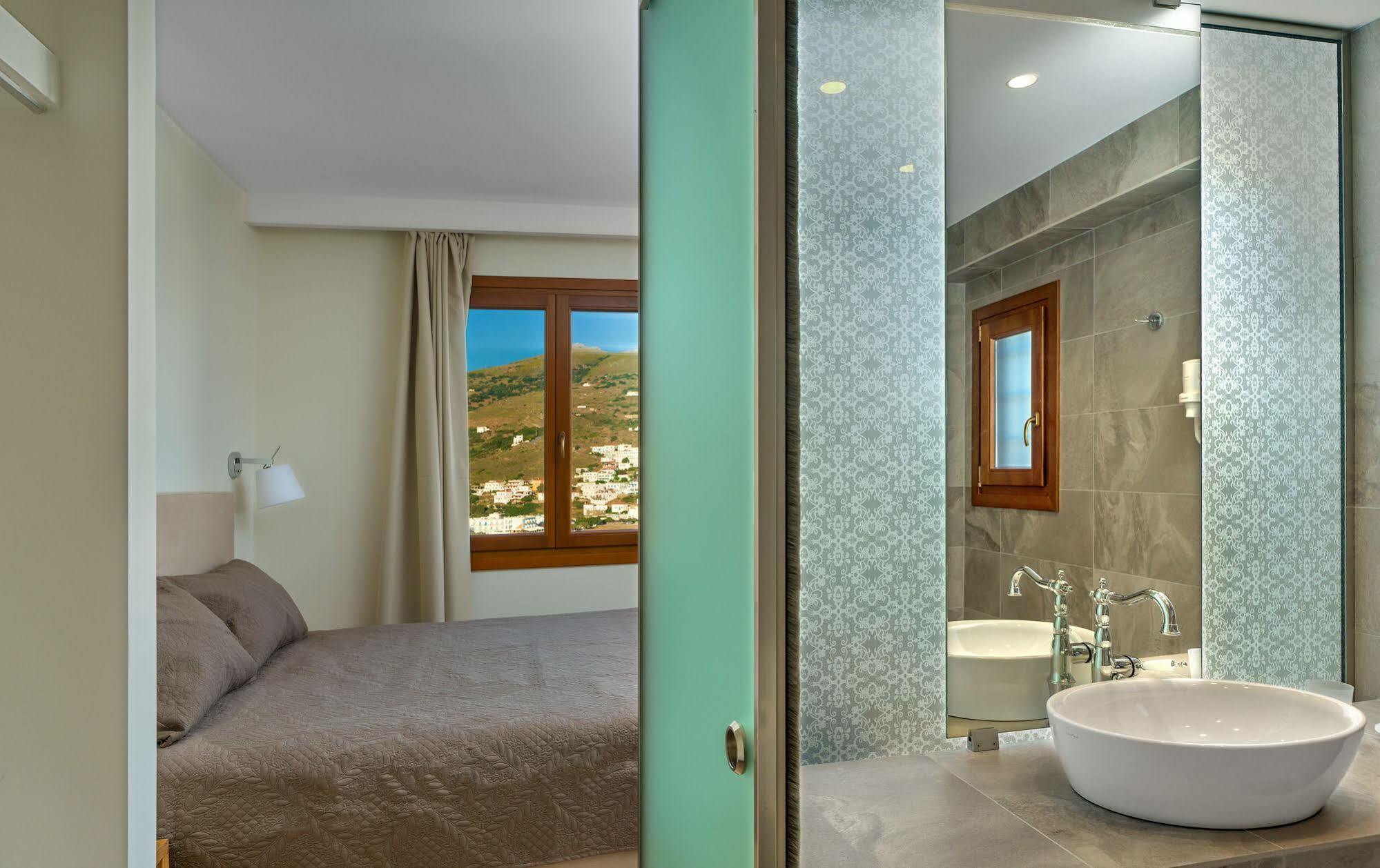 Belvedere Andros Batsi  Ngoại thất bức ảnh